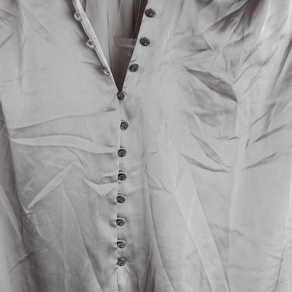 Size 2 Button Down Blouse WHBM - Picture 2 of 16